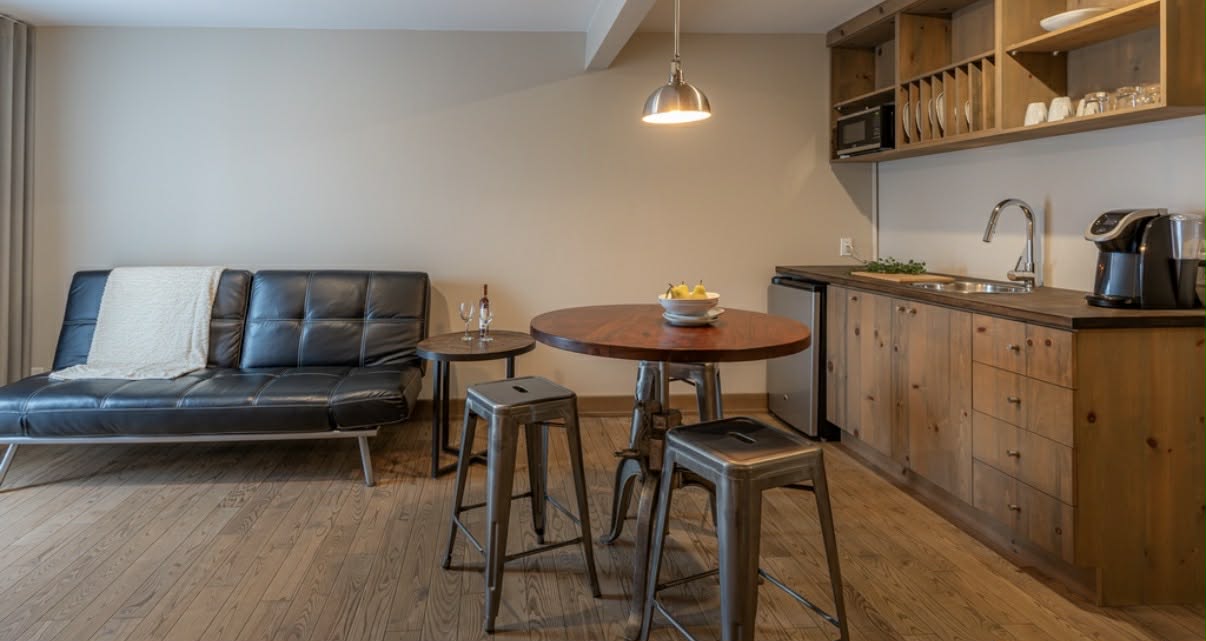 Suite Cuisinette: Industrielle